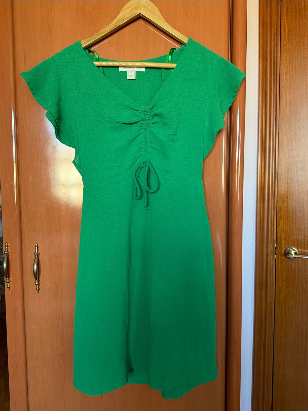 Green V-Neck Tie-Front Women’s Dress